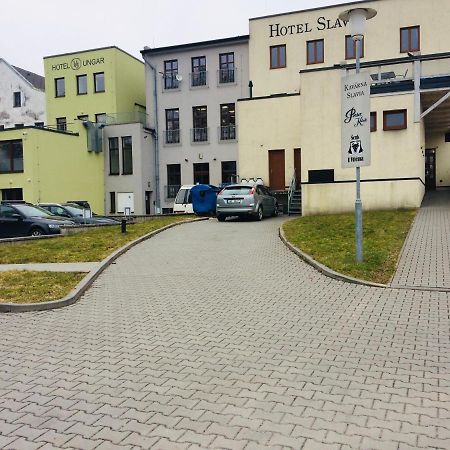 Hotel Slavia Svitavy Esterno foto