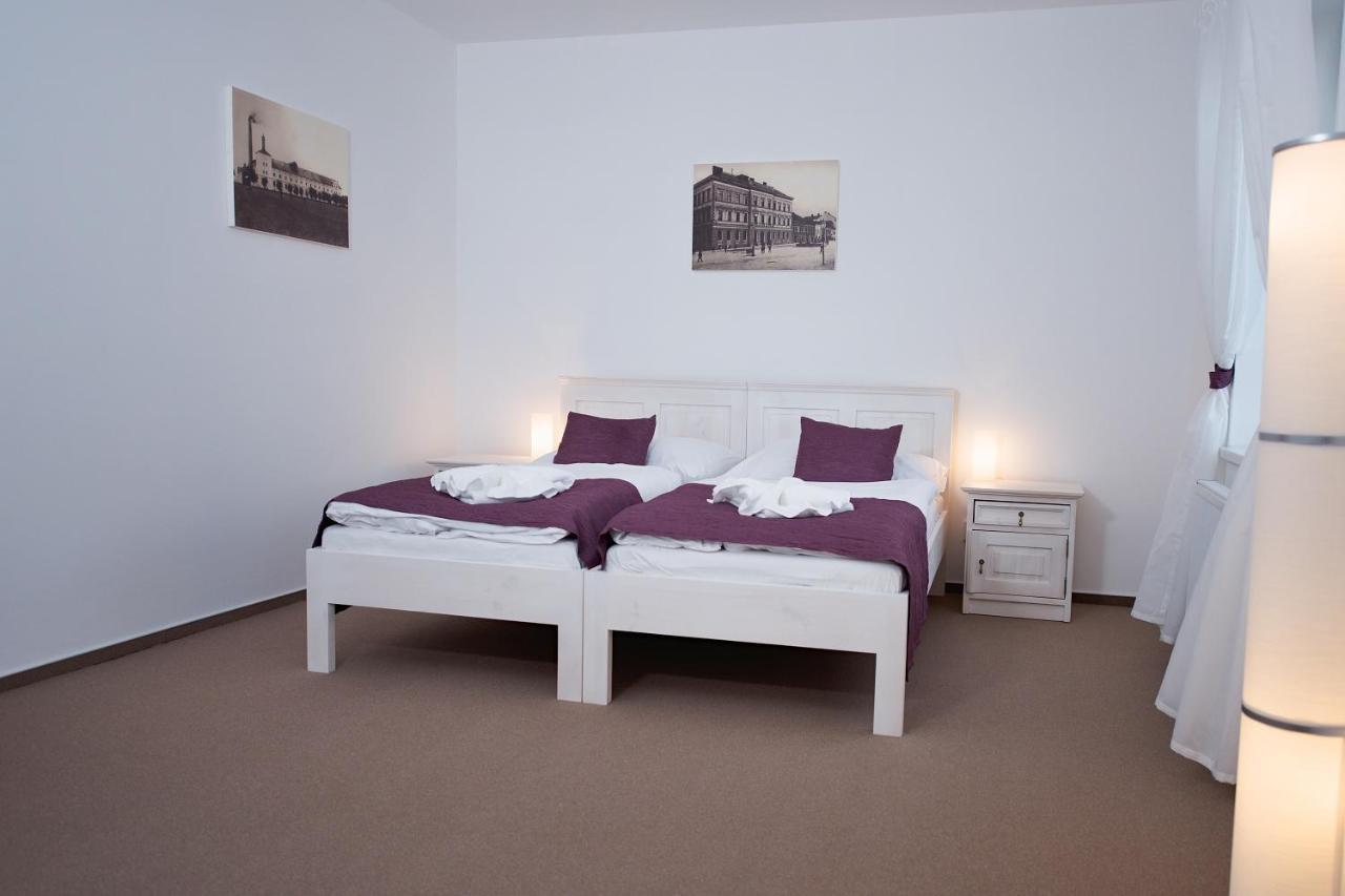 Hotel Slavia Svitavy Esterno foto