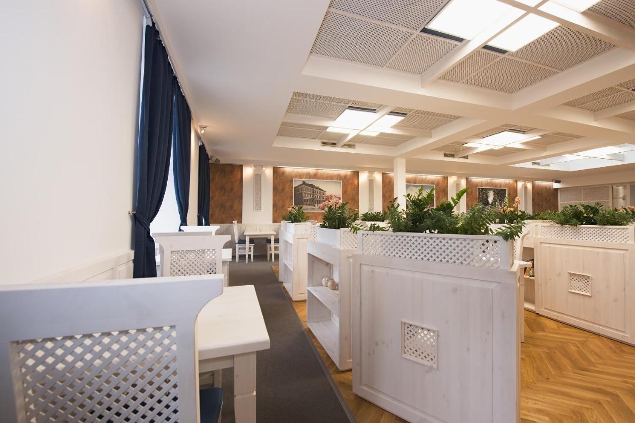 Hotel Slavia Svitavy Esterno foto