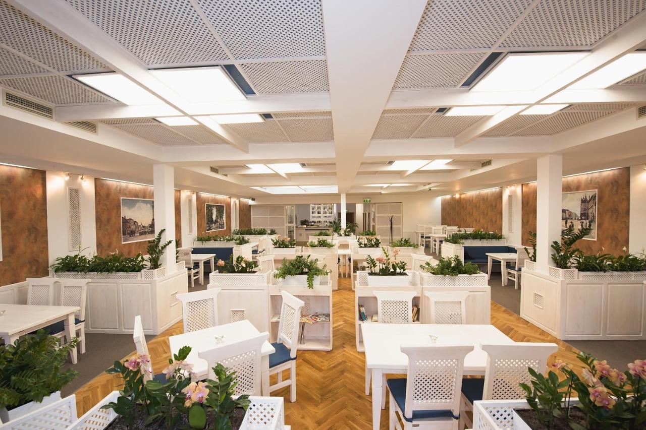 Hotel Slavia Svitavy Esterno foto